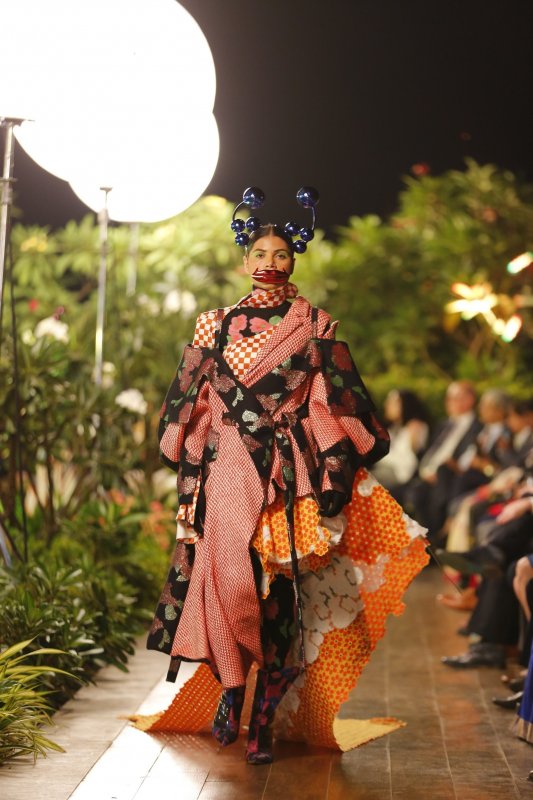 images_1542364928594_work_on_Shuting_Qiu